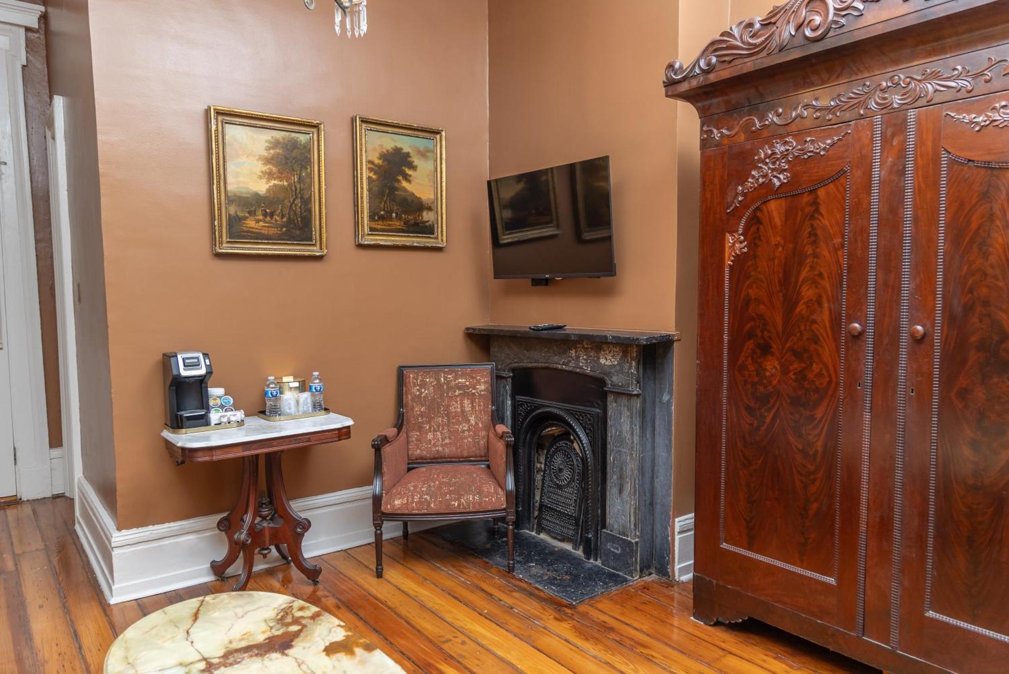 Lamothe House Hotel A French Quarter Guest Houses Property New Orleans Exterior foto