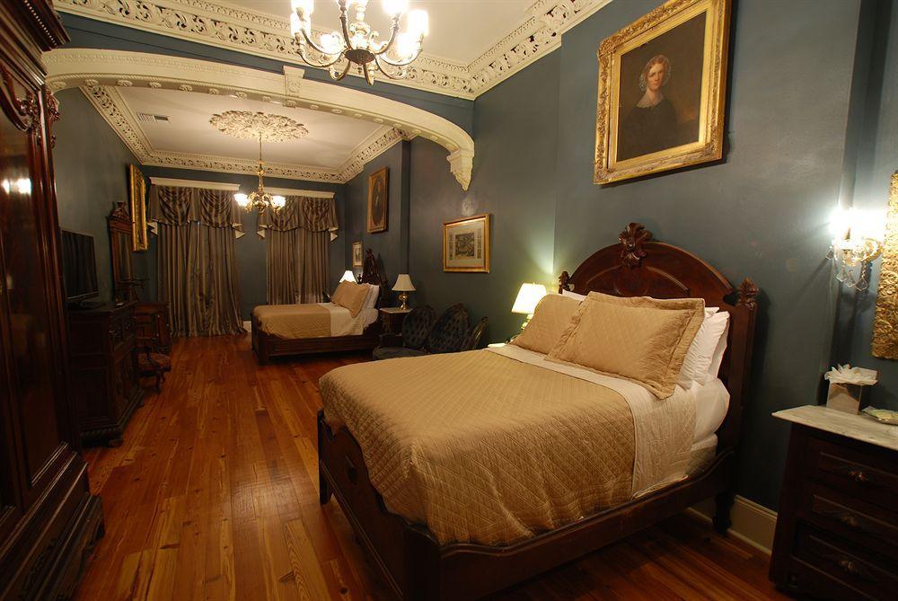 Lamothe House Hotel A French Quarter Guest Houses Property New Orleans Exterior foto